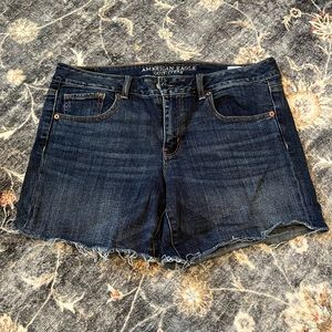 Size 14 American Eagle Short